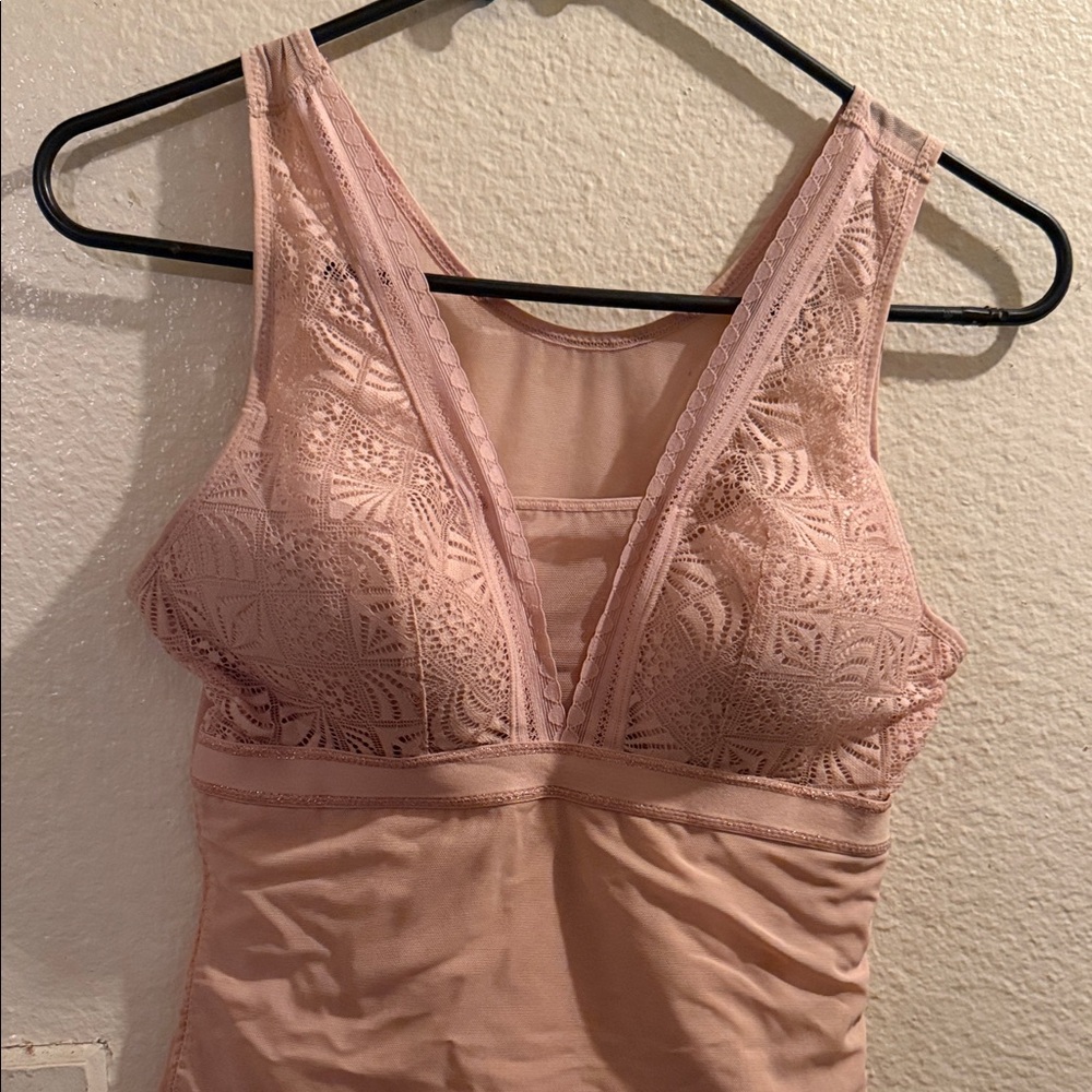 Elegant Lace Pink Sleepwear